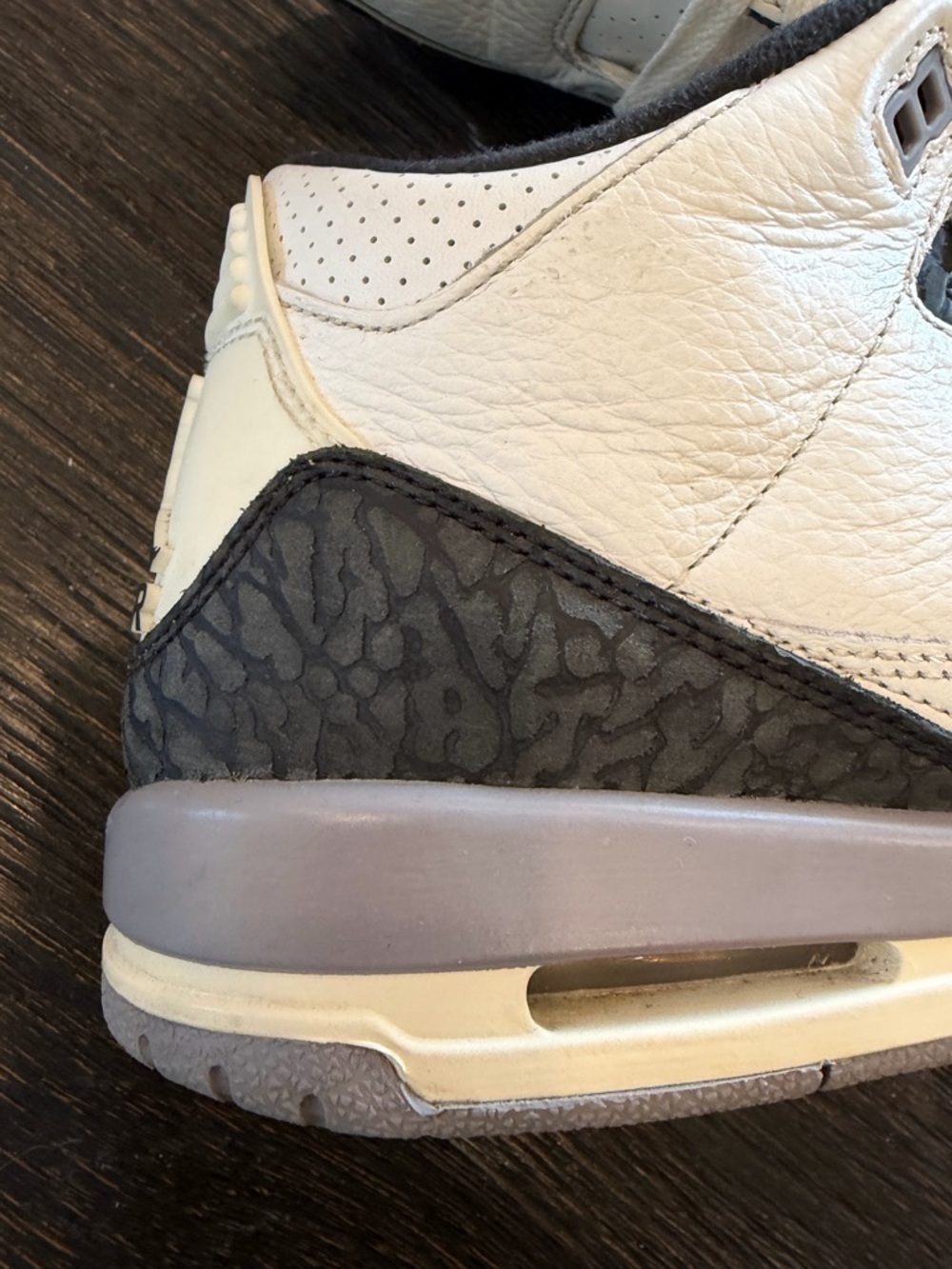 Nike Air Jordan 3 Retro White Cement Grey Shoes size 7Y - Picture 2 of 13
